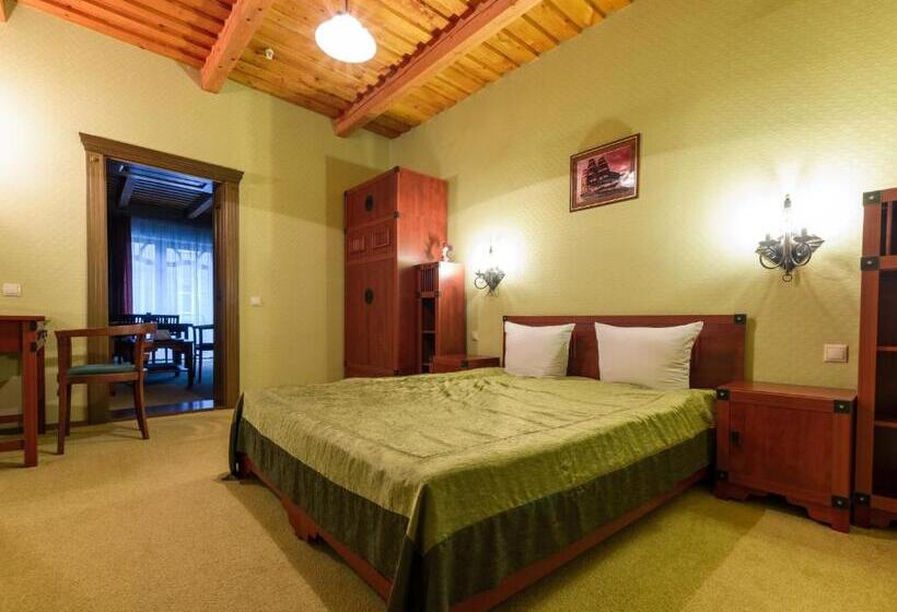 スイート, Letuchiy Gollandets