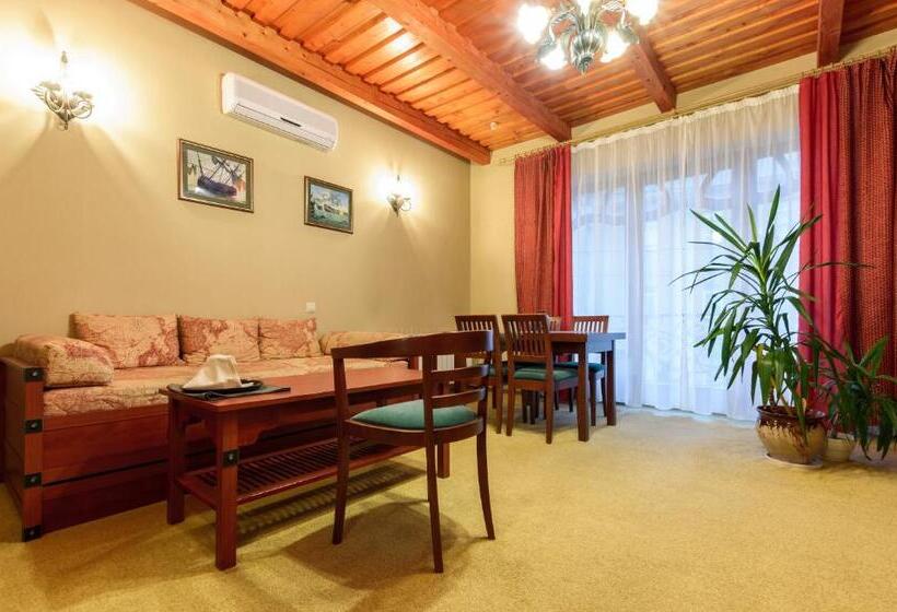 スイート, Letuchiy Gollandets