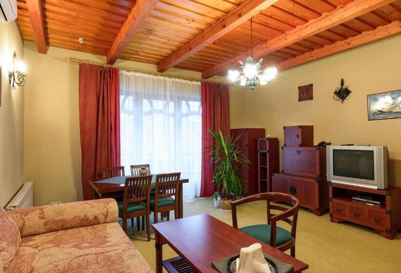 スイート, Letuchiy Gollandets