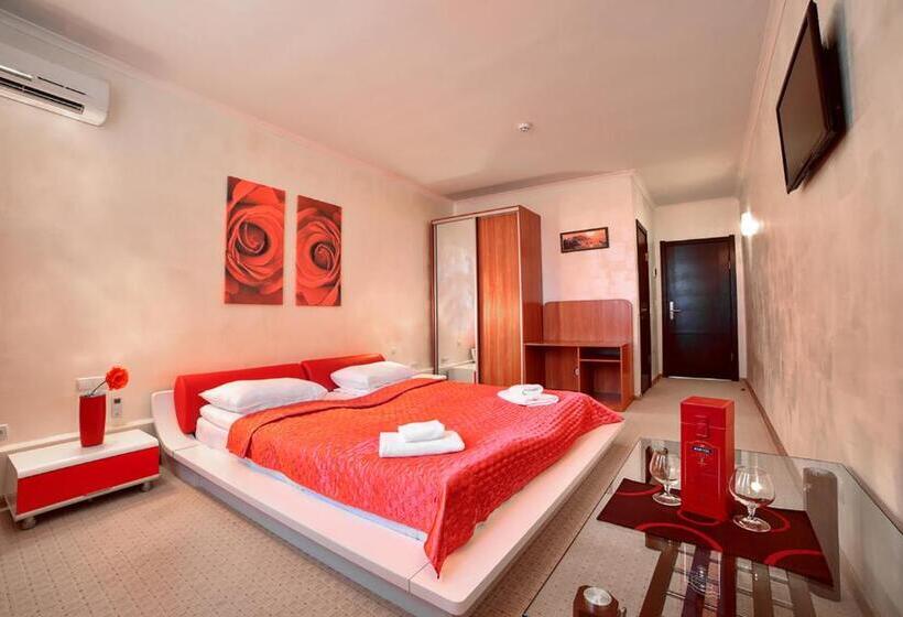 اتاق سوپریور, Marinara