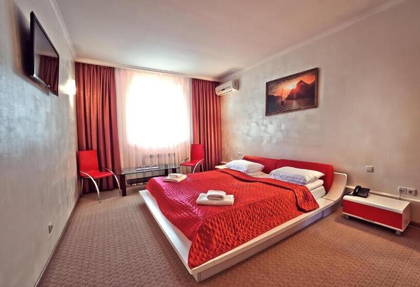 اتاق سوپریور, Marinara