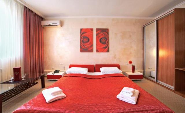 اتاق سوپریور, Marinara