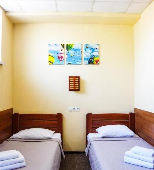 اتاق اکونومی, Marinara