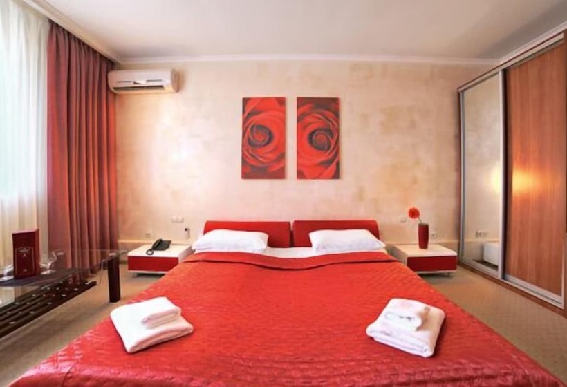 اتاق سوپریور, Marinara