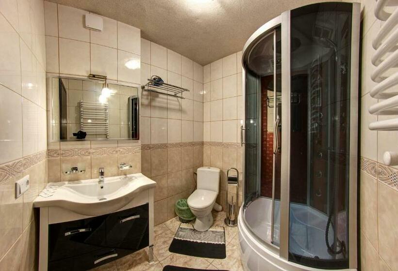 Camera Familiare, Mountain Krystal