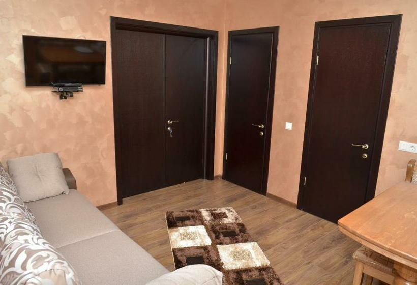 Suite, Mountain Krystal