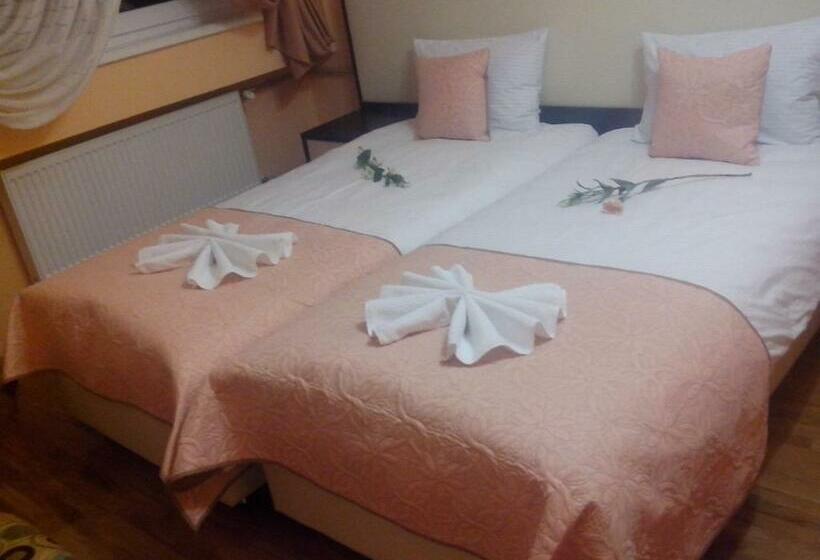 스탠다드 룸, Pysanka