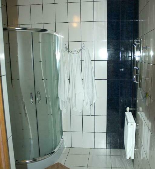 4인용 스탠다드 룸, Pysanka