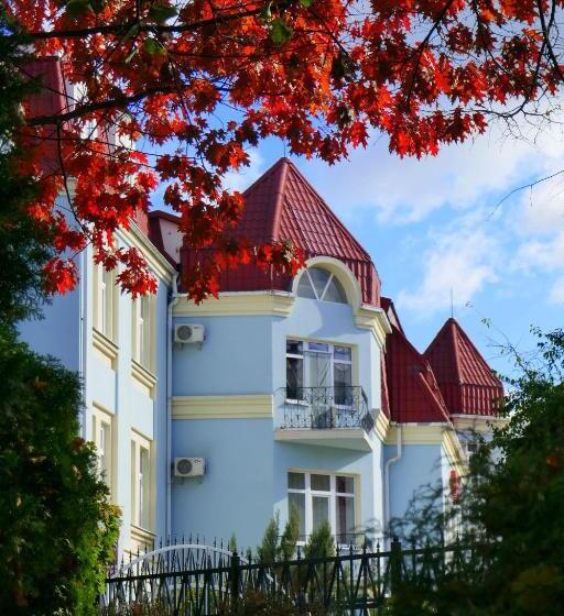 주니어 스위트, Pysanka