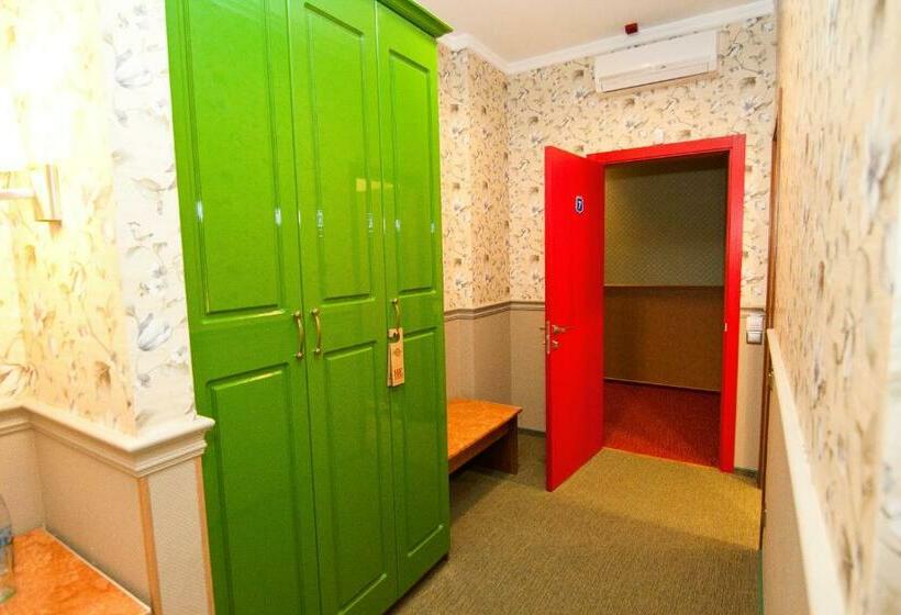 اتاق استاندارد, Road Star