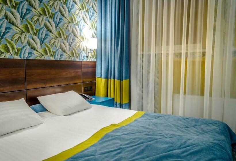 اتاق استاندارد, Road Star