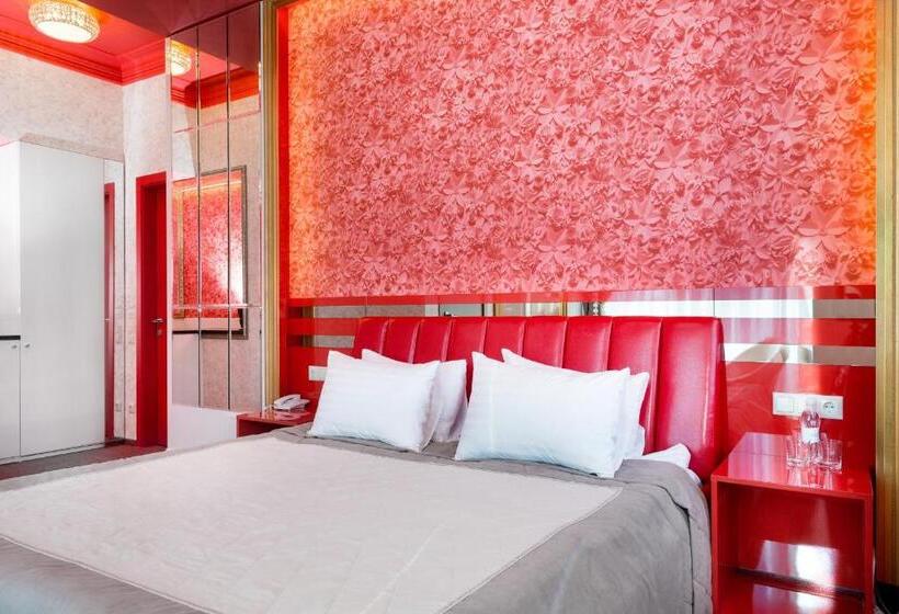 سوییت, Road Star