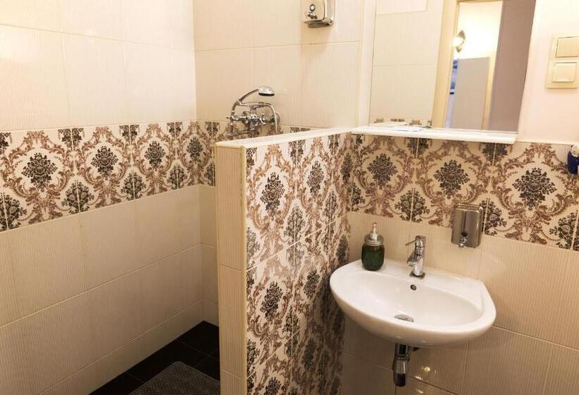 اتاق استاندارد با بالکن, Staybridge Mini