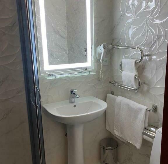 חדר סטנדרט, Strelets