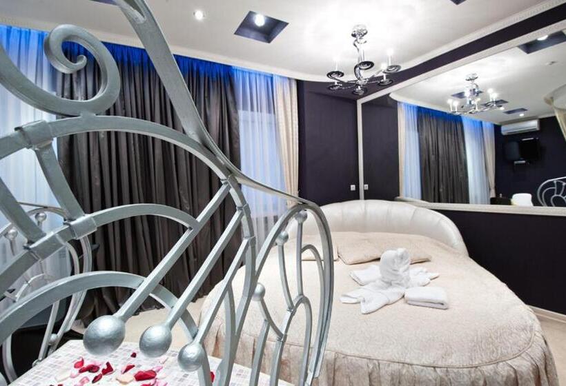 سوییت لوکس, Style