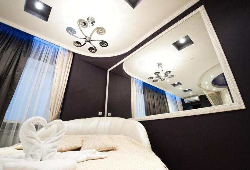 سوییت لوکس, Style