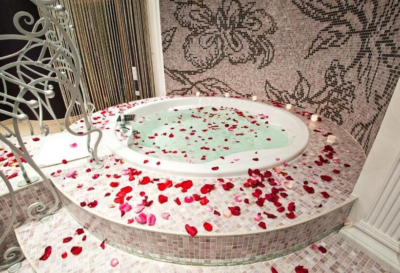 سوییت لوکس, Style