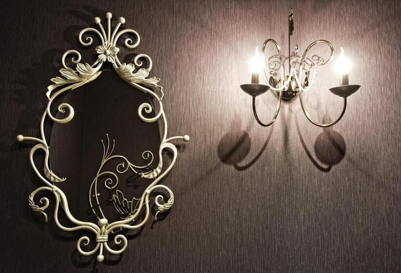 سوییت لوکس, Style