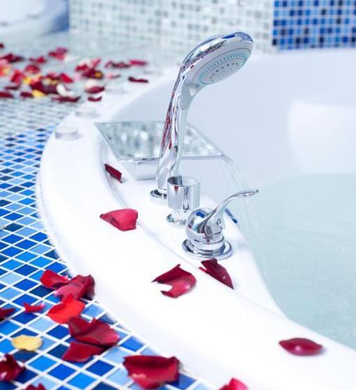 سوئیت با تخت بزرگ, Style