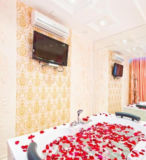 سوییت اجرایی, Style