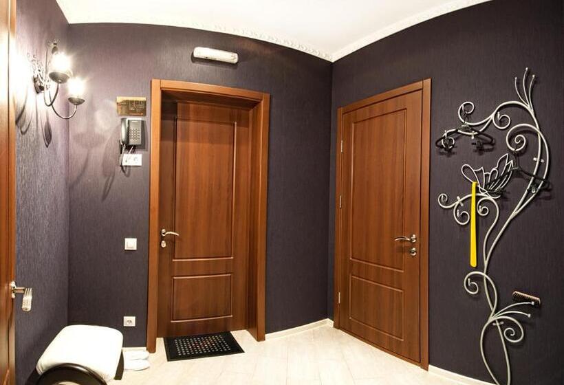 سوییت لوکس, Style