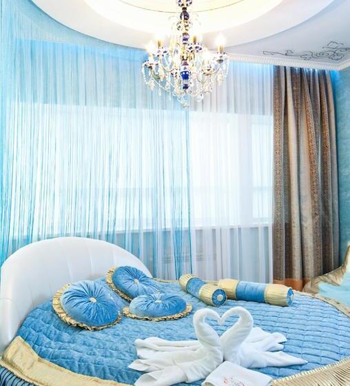 سوئیت با تخت بزرگ, Style