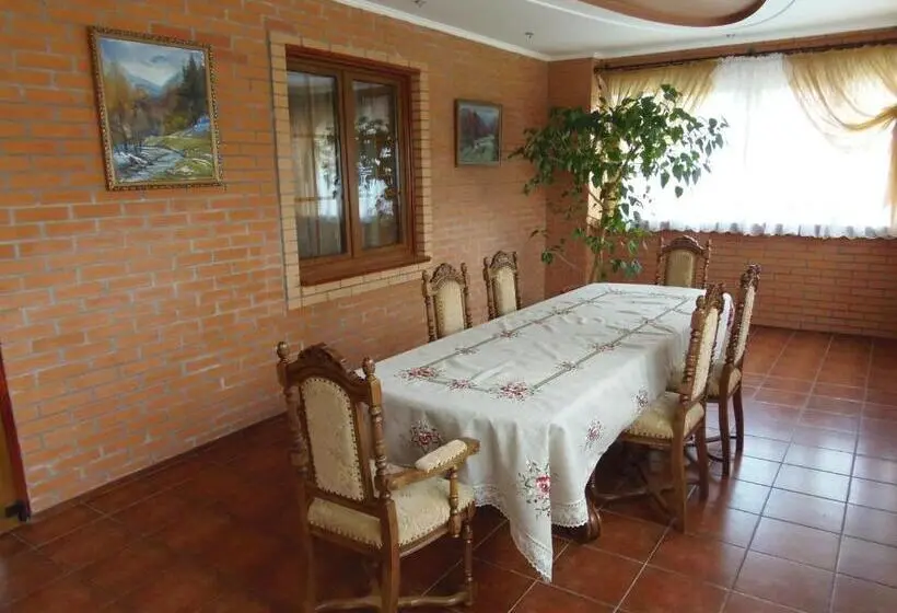 آپارتمان دلوکس 3 خوابه, Tourist Complex Karina