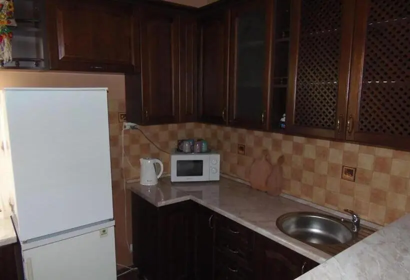آپارتمان دلوکس 3 خوابه, Tourist Complex Karina