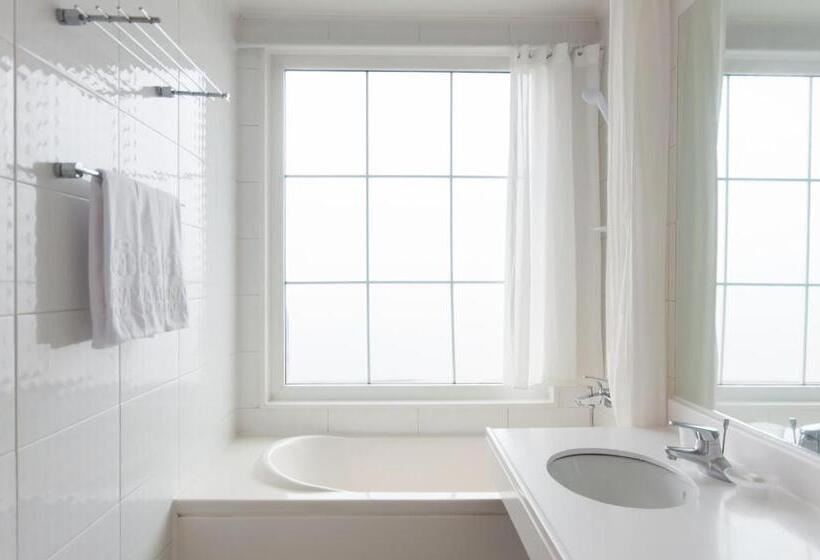 וילה עם חדר שינה אחד ובריכת שחיה, Gyeongju Mauna Ocean Resort