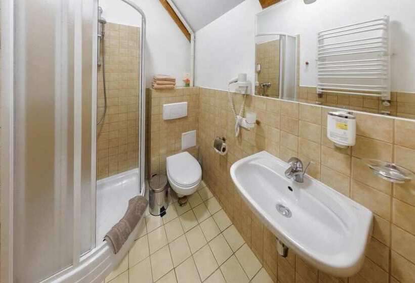 اتاق استاندارد, Korunka