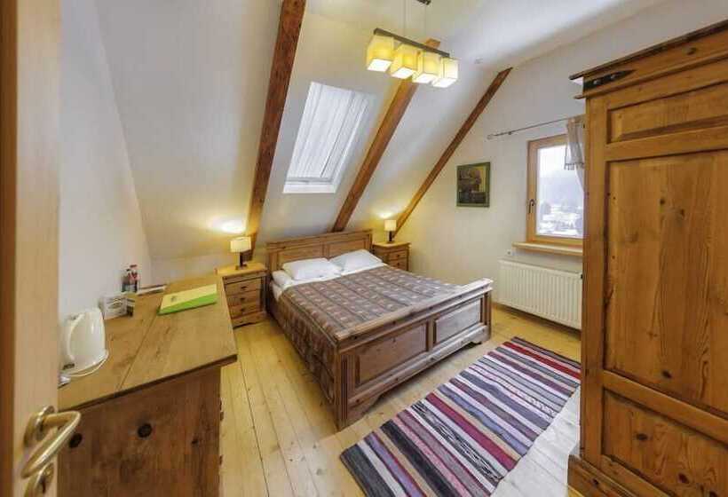 Номер Стандарт, Korunka