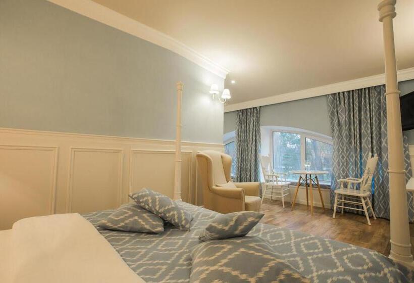 Junior Suite Hidromasszázzsal, Spa Hotel Myslyvskiy Dvir