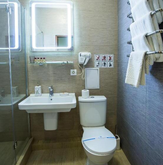 Junior Suite Hidromasszázzsal, Spa Hotel Myslyvskiy Dvir