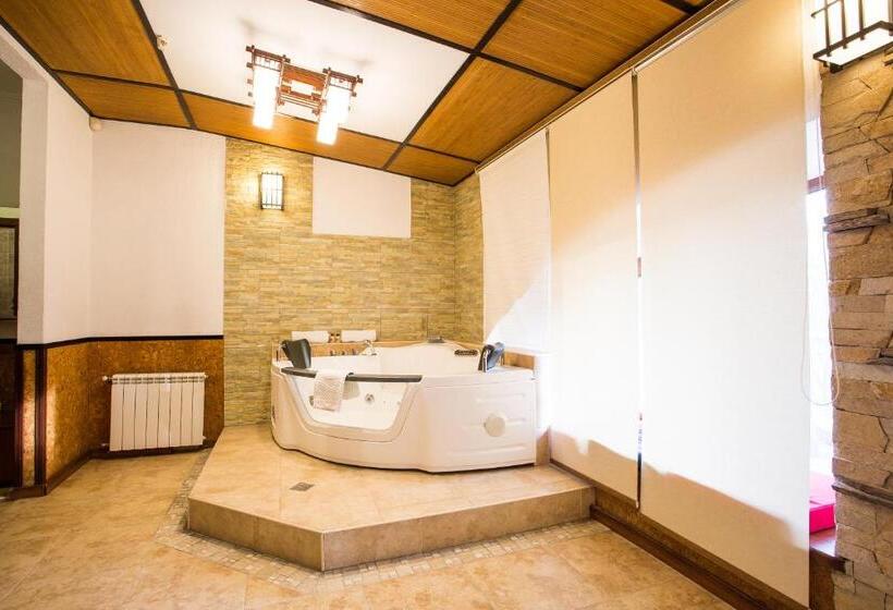 Deluxe Stúdió Szoba, Spa Hotel Myslyvskiy Dvir