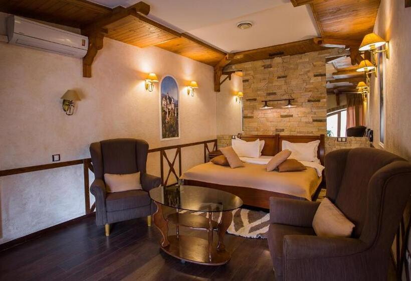 استودیوی لوکس, Spa Hotel Myslyvskiy Dvir