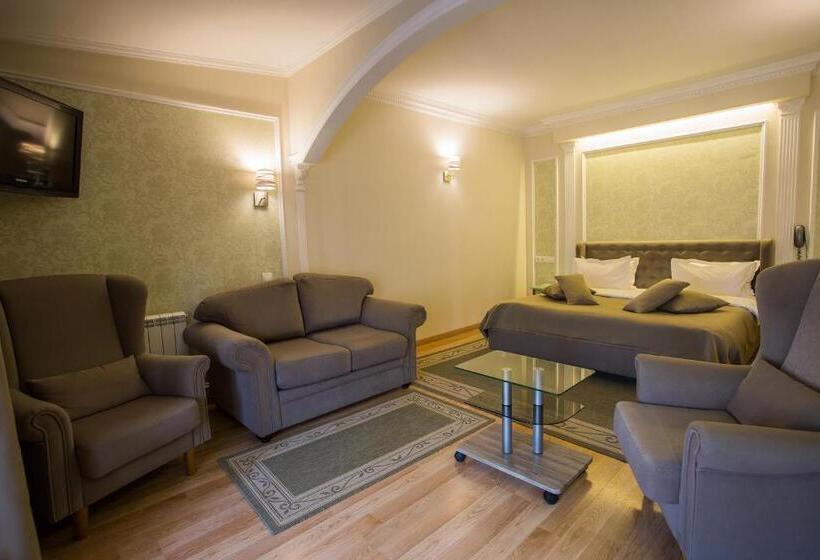 Deluxe Stúdió Szoba, Spa Hotel Myslyvskiy Dvir