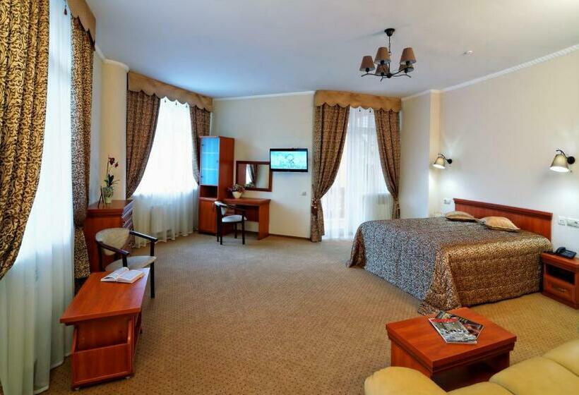 اتاق راحتی, Svityaz Resort