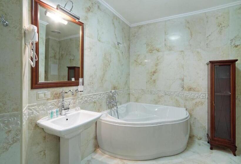 דירת חדר, Svityaz Resort