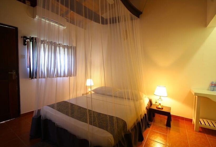 Семейный Номер, Tartaruga Beach Unawatuna