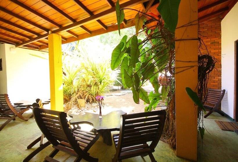 Семейный Номер, Tartaruga Beach Unawatuna