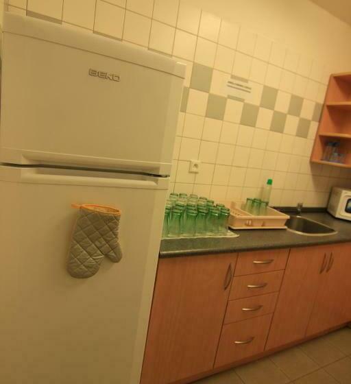 اتاق استاندارد با سرویس بهداشتی مشترک, Ubytovani Rico