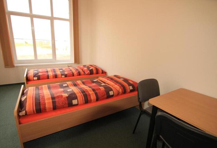 اتاق استاندارد با سرویس بهداشتی مشترک, Ubytovani Rico