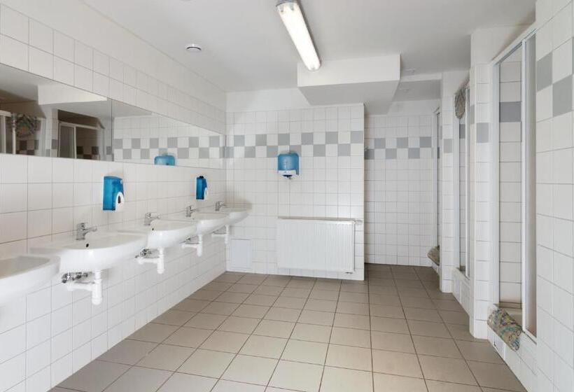 اتاق استاندارد با سرویس بهداشتی مشترک, Ubytovani Rico