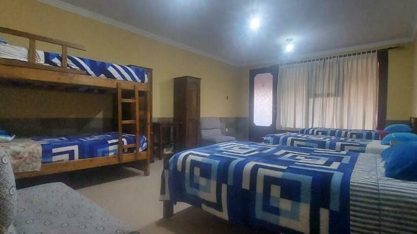 اتاق استاندارد چهارنفره با چشم‌انداز باغ, ñaupa House Hostel