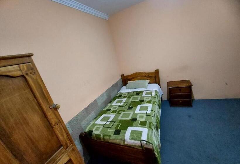 اتاق اکونومی یک تخته, ñaupa House Hostel