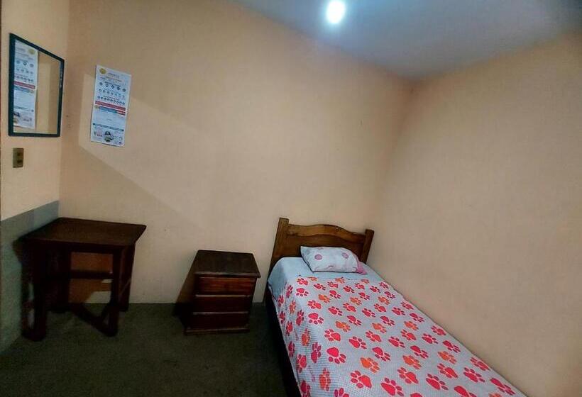 اتاق اکونومی یک تخته, ñaupa House Hostel