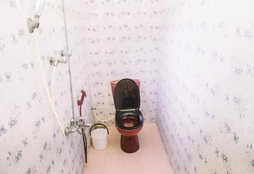 デラックスルーム, Kadolana Guest House
