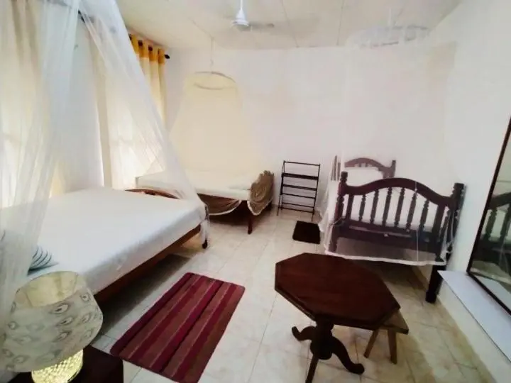 スタンダードルーム, Kadolana Guest House