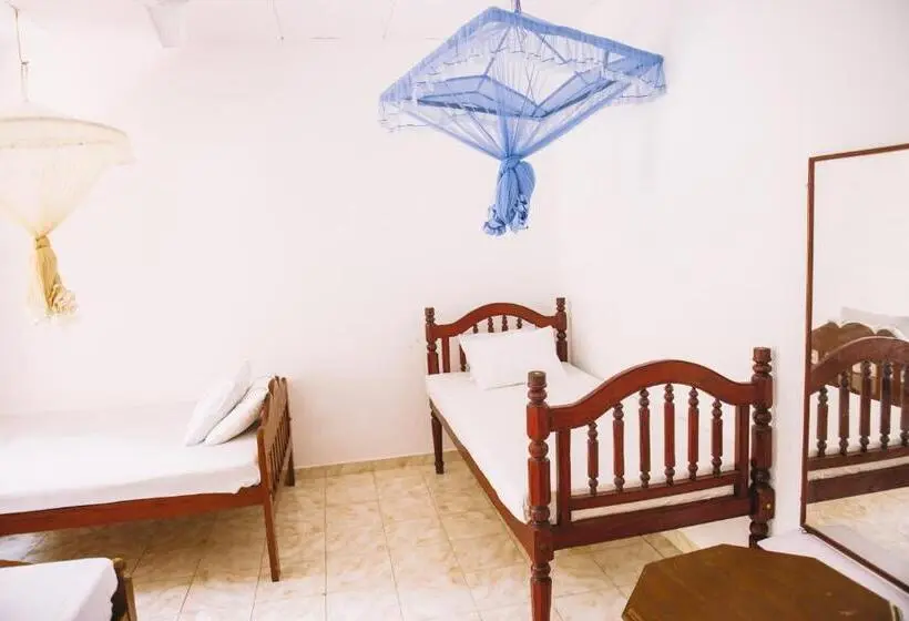 スタンダードルーム, Kadolana Guest House