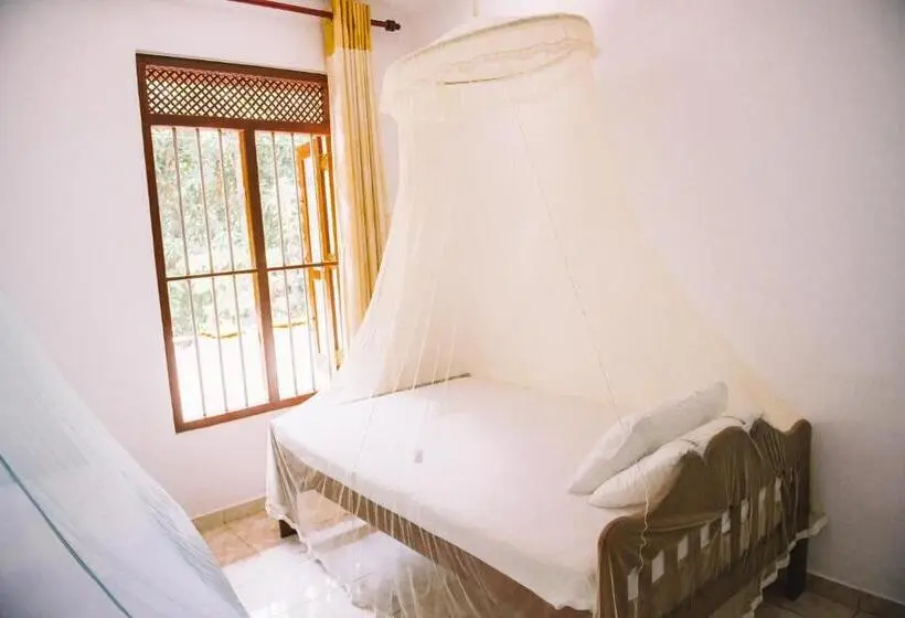 スタンダードルーム, Kadolana Guest House